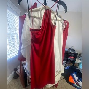 Betsy & Adam red cocktail dress. Sz 6